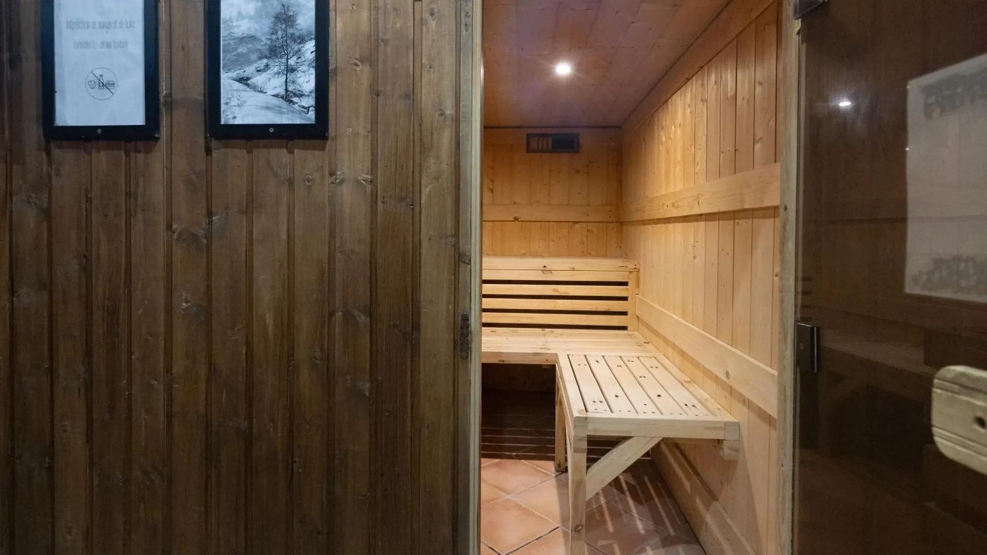 Chalet Alaska Val Thorens 130 M2 - Pied Des Pistes De Samedi A Samedi 0*,