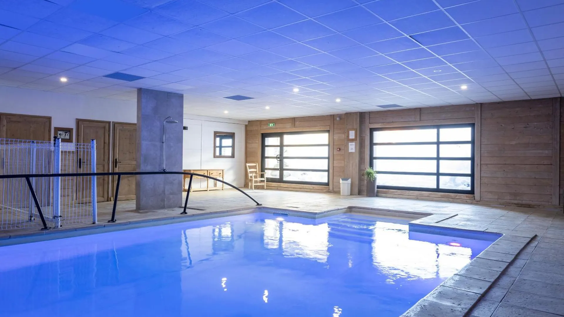 Apartment Chalet Alaska Val Thorens 130 M2 - Pied Des Pistes De Samedi A Samedi